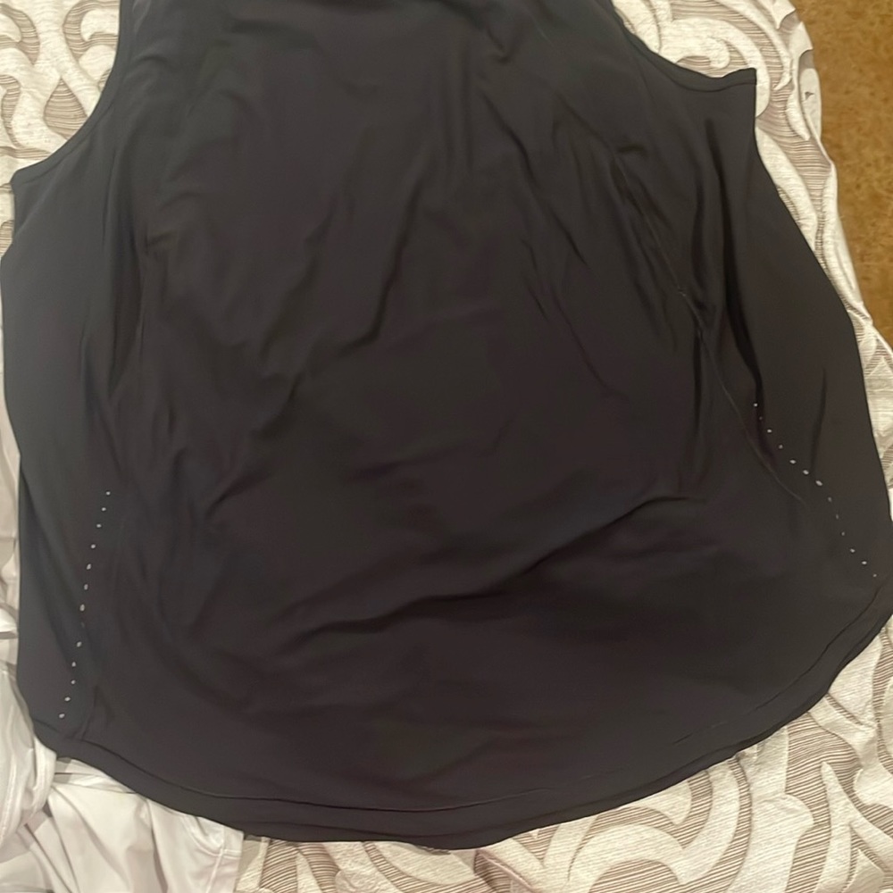 Lululemon sculpt vent tank size 14
